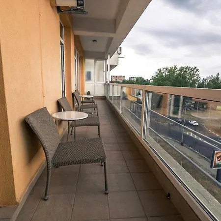 Apartament Luxury By The Sea